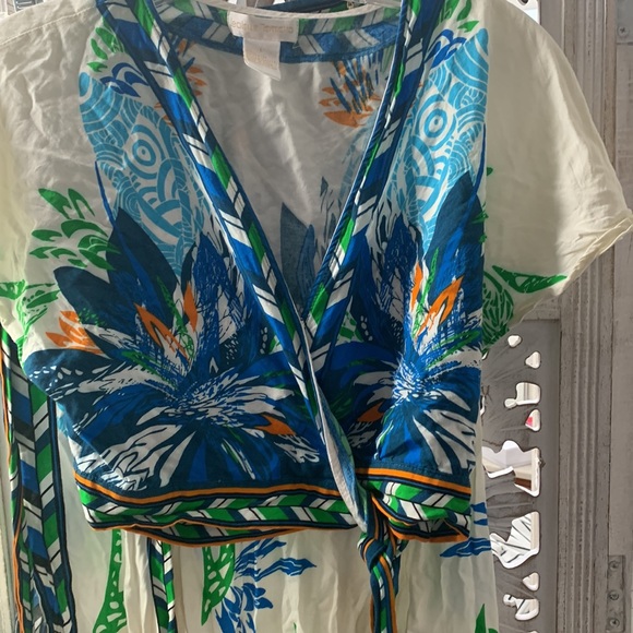 Multi colored Floral Print Crop Top and Skirt Set. - Picture 5 of 5